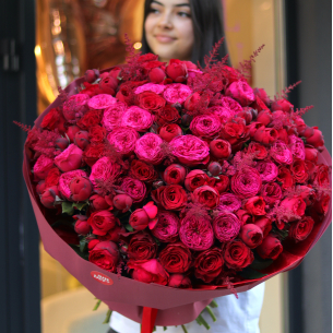 Bouquet from a mix of peony roses and astilbe BIG 135