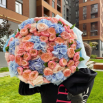 Bouquet with hydrangeas and peony roses BIG 61