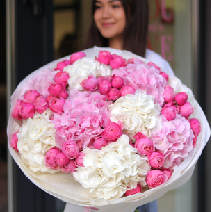 Bouquet with hydrangeas and bush peony rose BIG 50