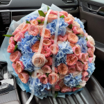 Bouquet with hydrangeas and peony roses BIG 61