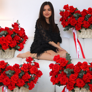 BIG 14 Luxurious flower set of 4 baskets with inverted roses