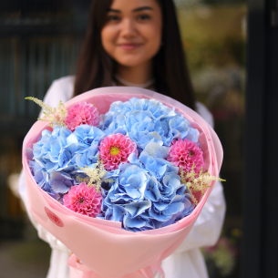 Букет з гортензіями, жоржинами та астильбою BOUQUET 318