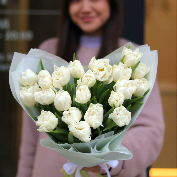 Monobouquet of white peony tulips MONO 126