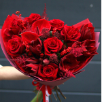 Bouquet with amaryllis, roses, anthuriums, astilbe, ilex and skimia BOUQUET 47