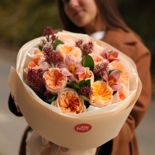 Bouquet with tulips, peony roses and scimia BOUQUET 62