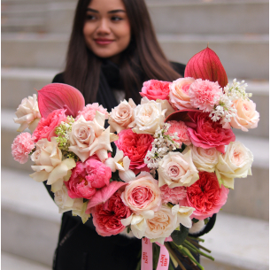BOUQUET 78 Bouquet with peony roses, anthuriums, tulips, lilacs and dianthus