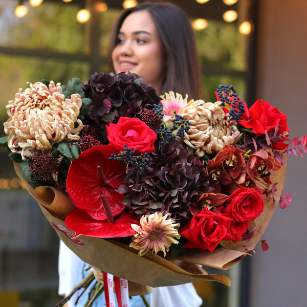 Bouquet with hydrangea, orchids, anthurium and chrysanthemums BOUQUET 54
