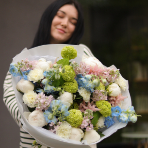 BOUQUET 136
