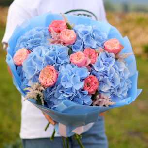 Bouquet with peony roses, hydrangeas and astilbe BOUQUET 213