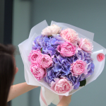 Букет з гортензій та півоній BOUQUET 159