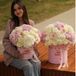 Floral set of 2 compositions in a box in size M and L FLOWER BOX 51