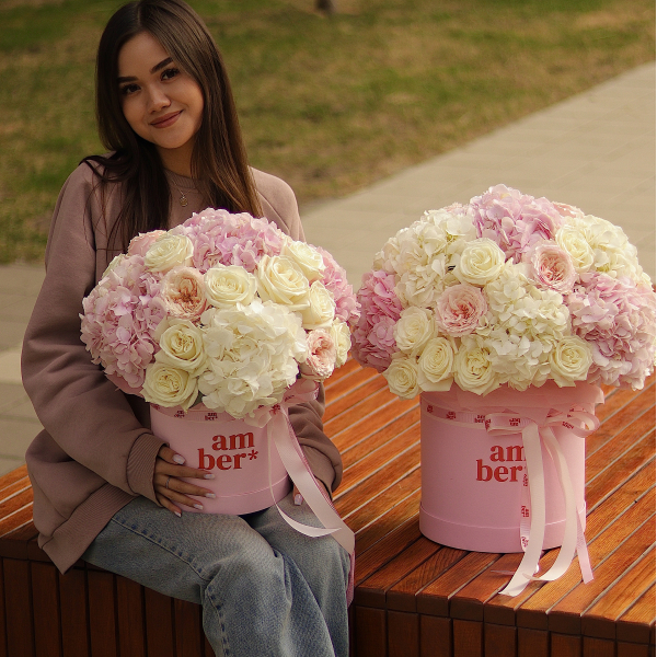 Квітковий сет з 2 композицій в коробці  у розмірі М та L FLOWER BOX 51