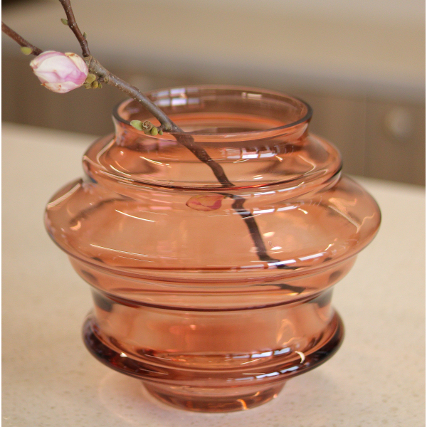 VASE 15