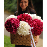 Basket of hydrangeas FLOWER BOX 72
