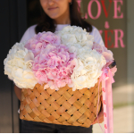 Basket of hydrangeas FLOWER BOX 72