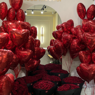 Large set of 80 foil hearts  BALLOONS 12