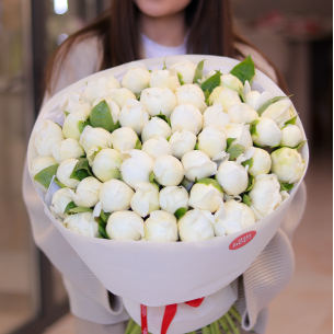BIG 93 Monobouquet of peonies