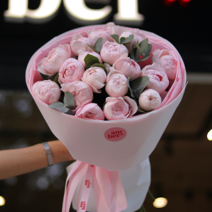 Monobouquet with peony roses and eucalyptus MONO 148