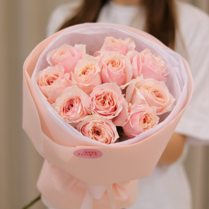MONO 10 Monobouquet of premium peony rose variety Tsumugi