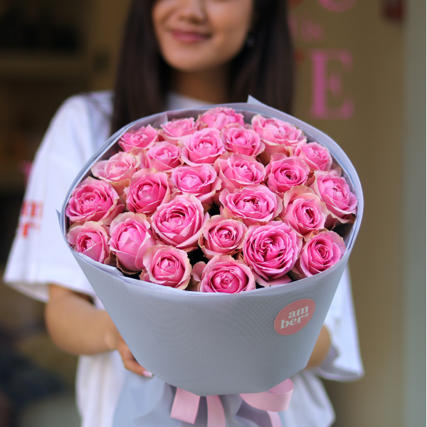 Monobouquet of pink roses MONO 147