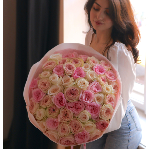 MONO 40 Monobouquet from a mix of peony roses. There are 51 pieces in the photo!