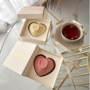 CHOCOLATE 09 Шоколадне серце з сублімованою малиною L
