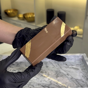 CHOCOLATE 01 Dubai chocolate from Barberries