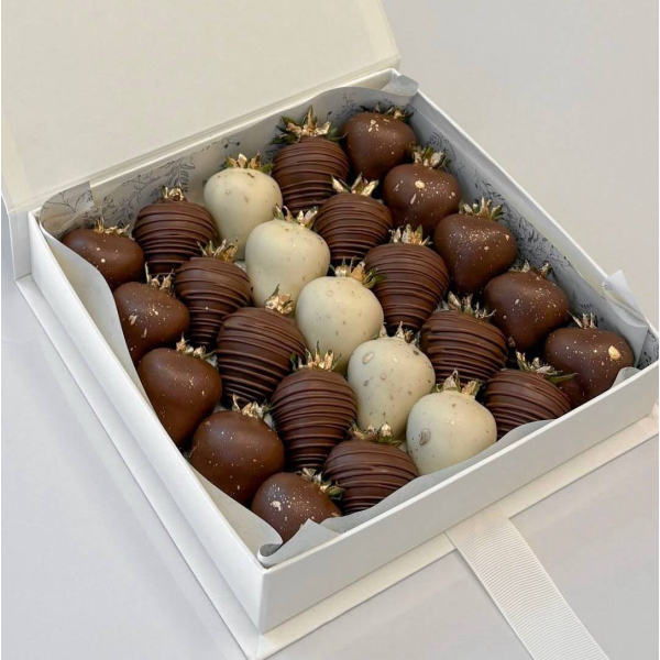 CHOCOLATE 04 Полуниця в шоколаді
