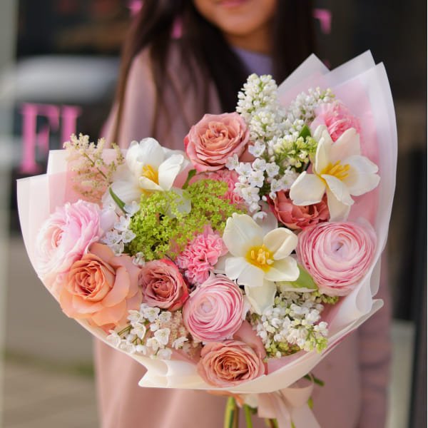 Bouquet with ranunculus, tulips, allium and lilac BOUQUET 229